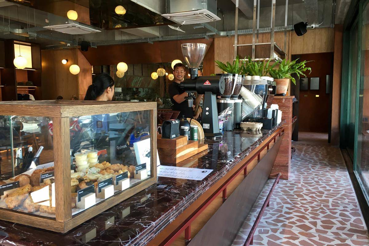 ilustrasi coffee shop di Canggu