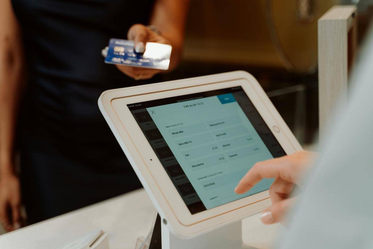 ilustrasi fenomena cashless (pexels.com/RDNE Stock project)