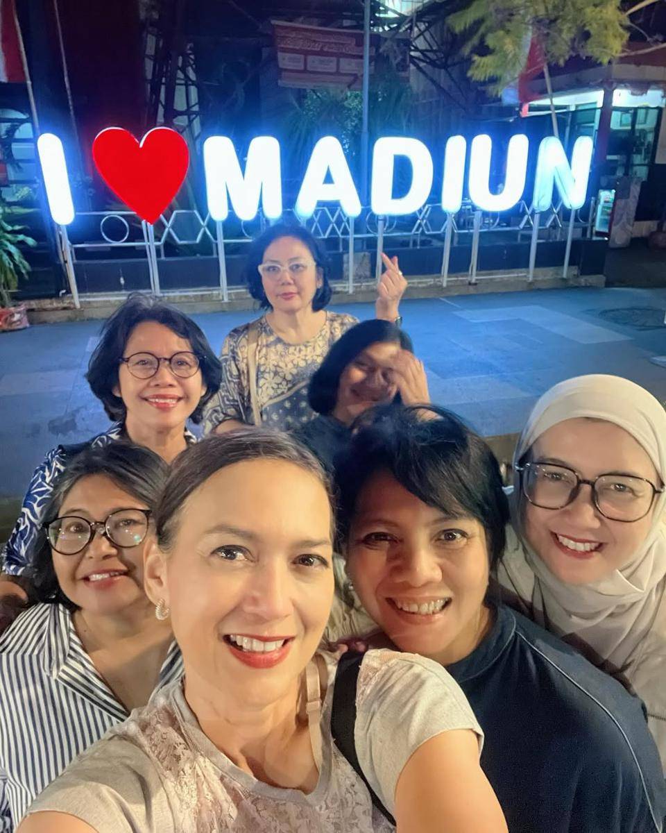 potret Ira Wibowo ke Madiun 