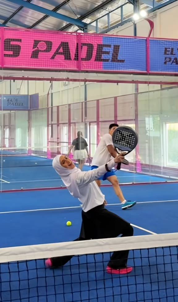 Nycta Gina main padel
