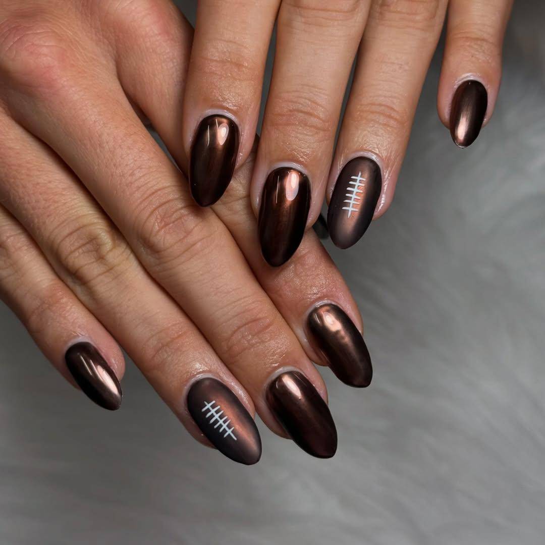 Inspirasi nail art (instagram.com/chloebeautyorlando)