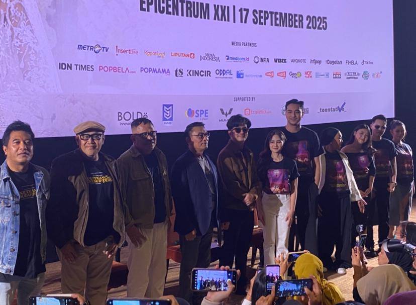 potret Kevin Ardilova di press conference film Dilanjutkan Salah Disudahi Perih di XXI Epicentrum, Jakarta, Rabu (17/9/2025) 