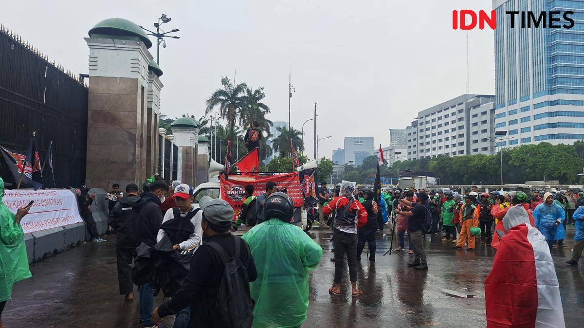 Demo Ojol di DPR