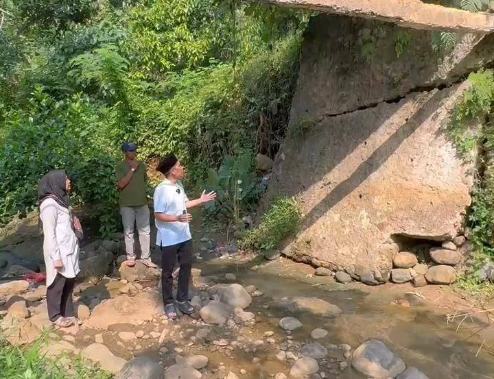 Jembatan di Bayah nyaris roboh 