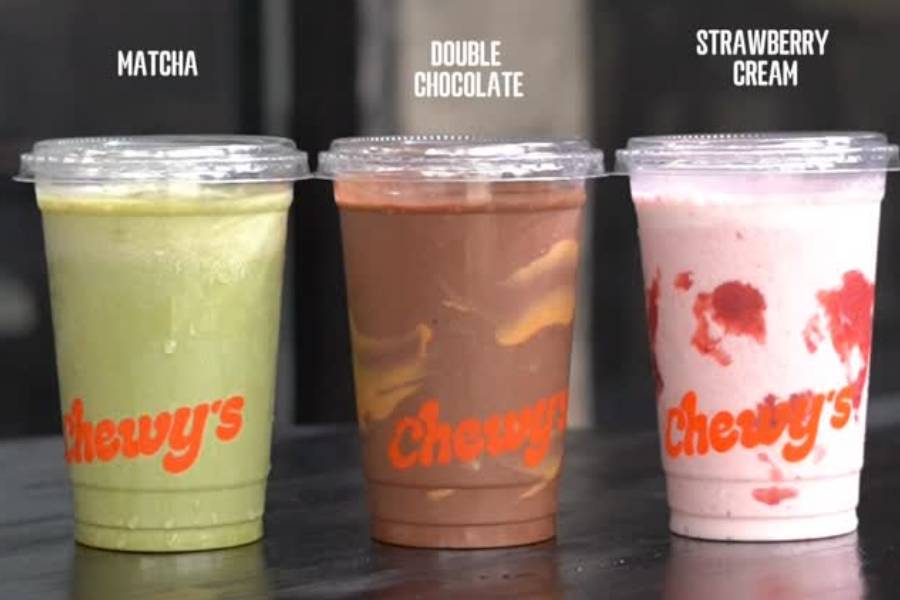 Potret menu minuman di Chewy's Dessert Bali