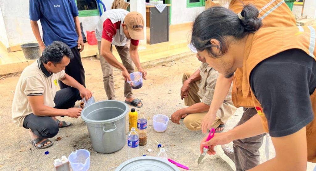 Program Studi Kimia, Fakultas Sains Itera Melaksanakan Pelatihan Pemanfaatan Limbah Tahu untuk Ibu-Ibu PKK Desa Padang Rejo, Kecamatan Pagelaran, Kabupaten Pringsewu (Dok.Itera)