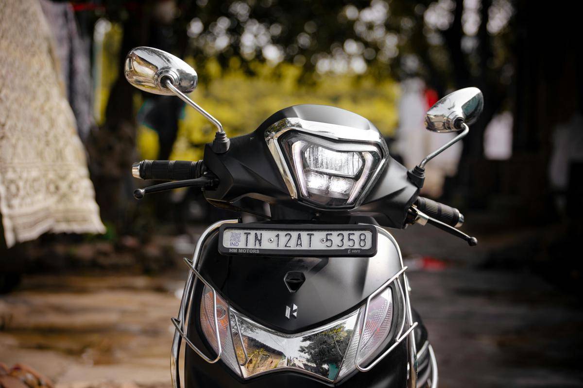 ilustrasi plat motor (pexels.com/T K DHAMU) 