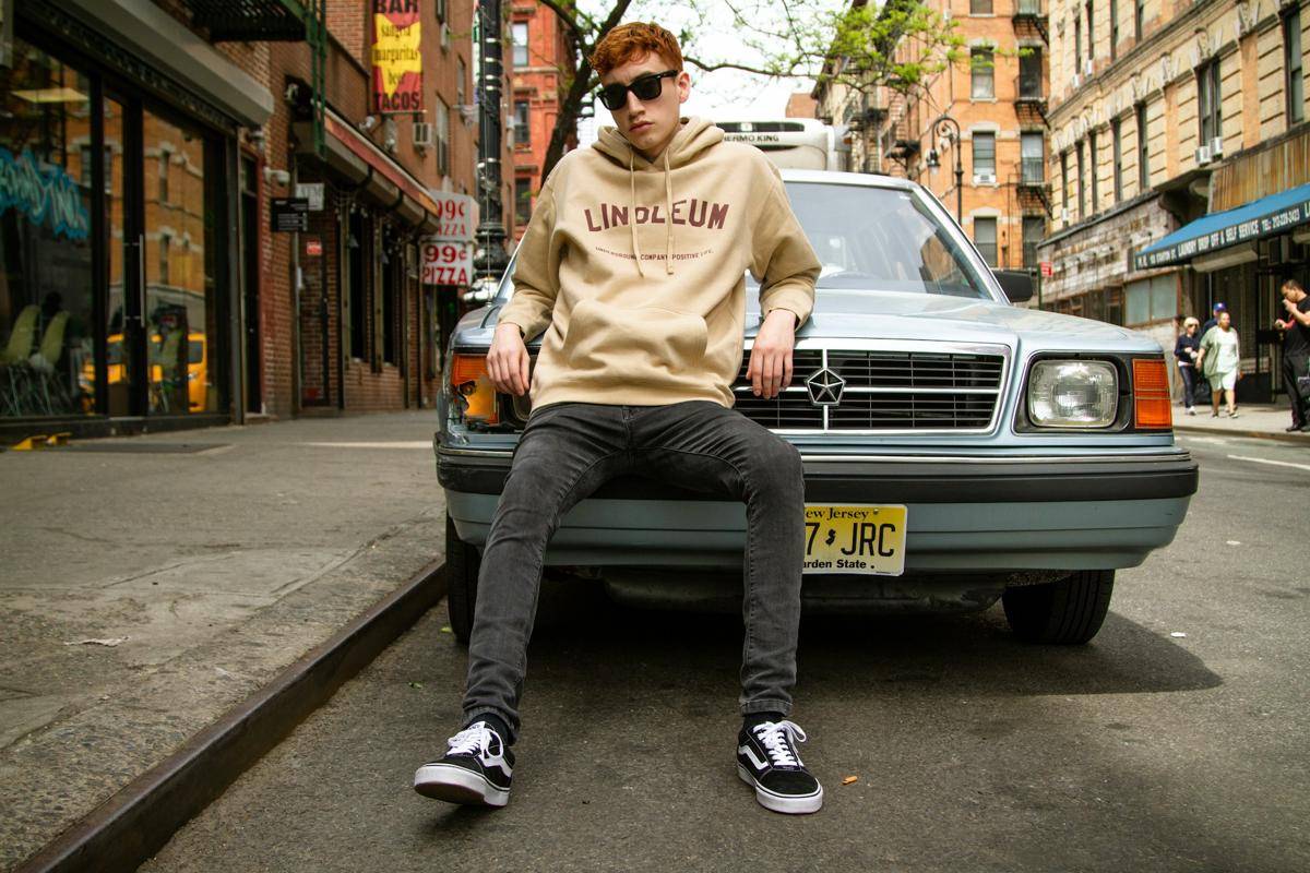ilustrasi pria streetwear (unsplash.com/Linoleum Creative Collective)