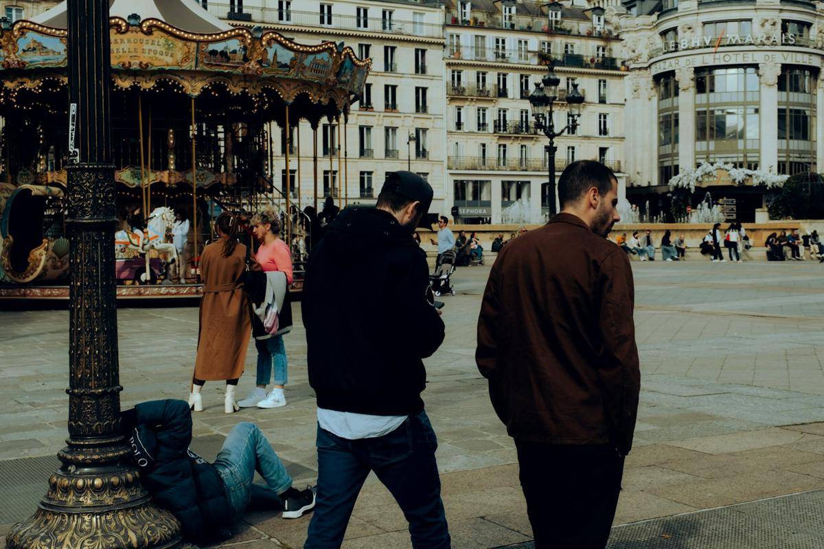 ilustrasi Paris streetwear (unsplash.com/Mathias Reding)
