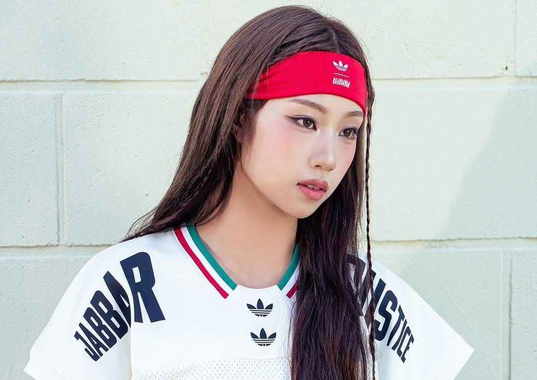 Choi Jung Eun (instagram.com/izna_offcl)