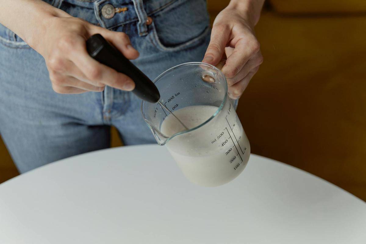 ilustrasi milk frother