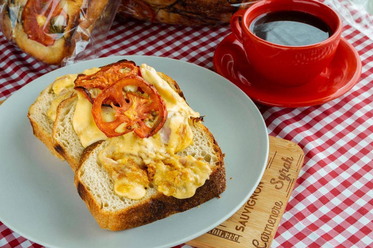 ilustrasi isian sandwich telur dadar