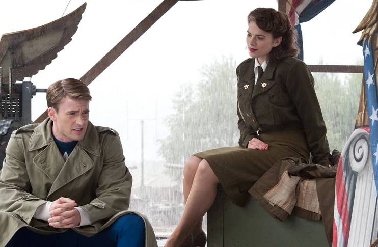 Steve Rogers dan Peggy  
