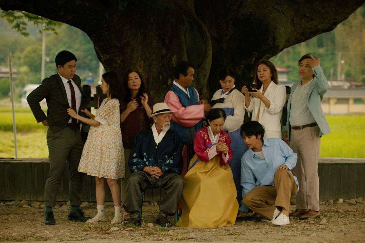 Still cut film Korea House of the Seasons