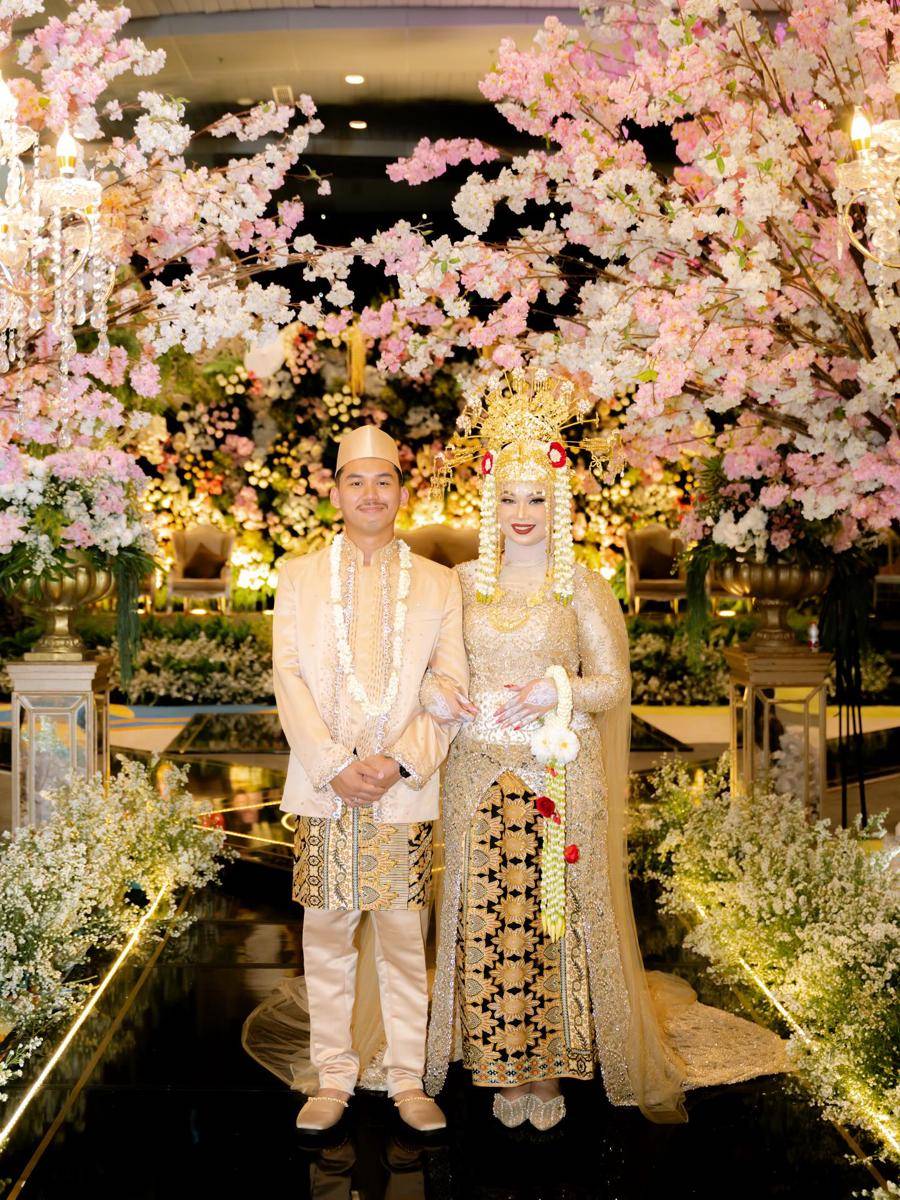 Pernikahan Rekha, Anak Pertama Rowman Ungu (Instagram.com/babeh_rowmanungu)Pernikahan Rekha, Anak Pertama Rowman Ungu (Instagram.com/babeh_rowmanungu)