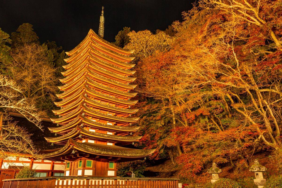 Kuil Tanzan Jinja, Nara