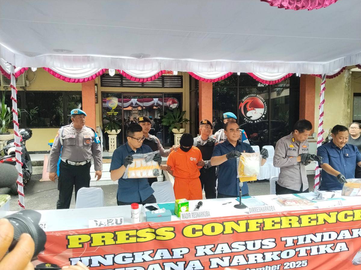 Tersangka SIKK kurir narkoba lintas provinsi
