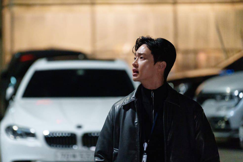 Jang Dong Yoon di KDrama Queen Mantis (dok.SBS/Queen Mantis)