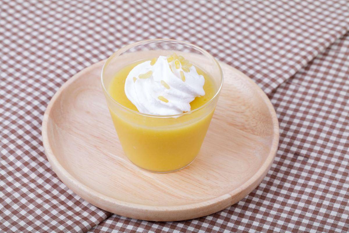 ilustrasi mango milk jelly cup