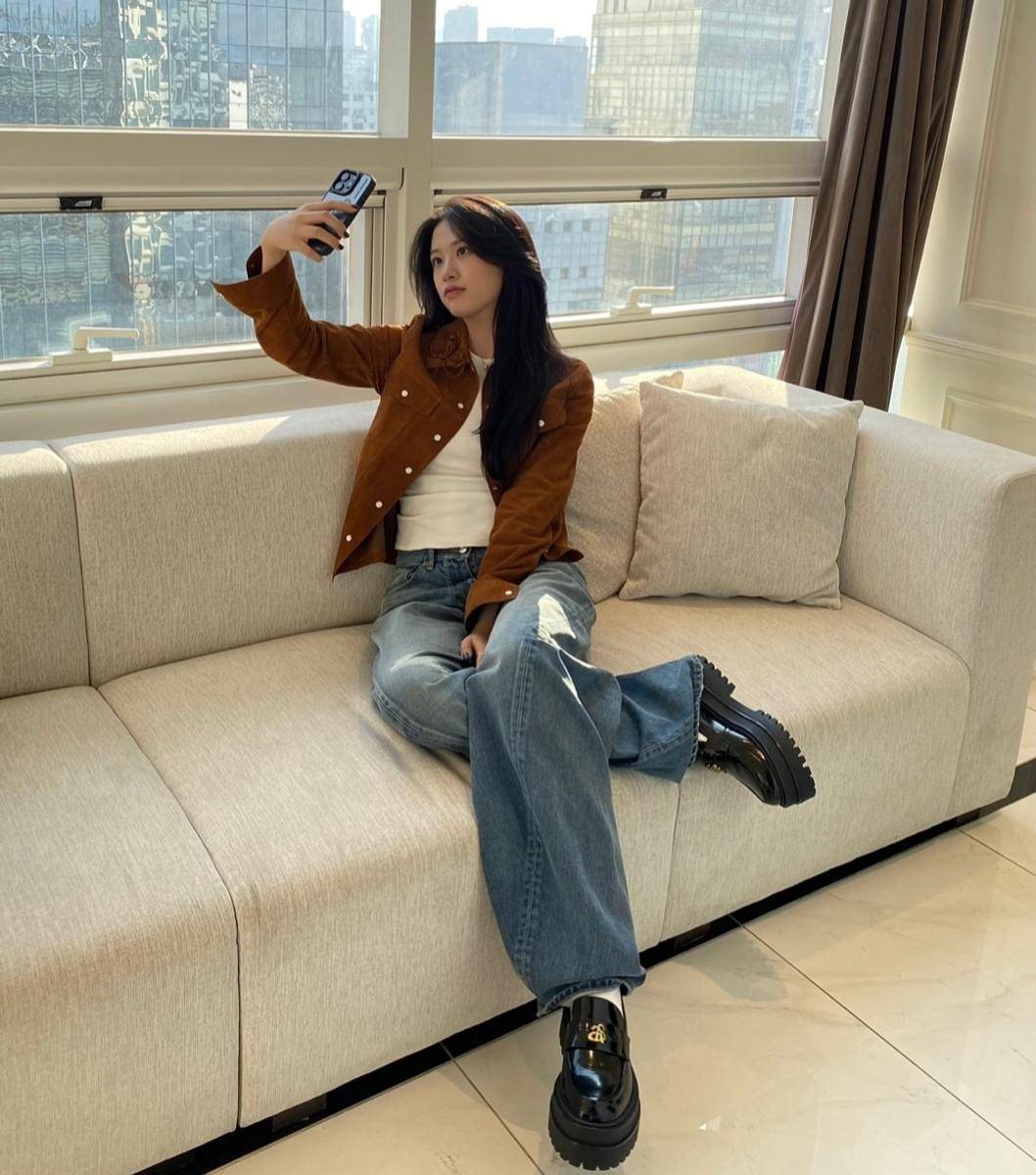 Yujin IVE