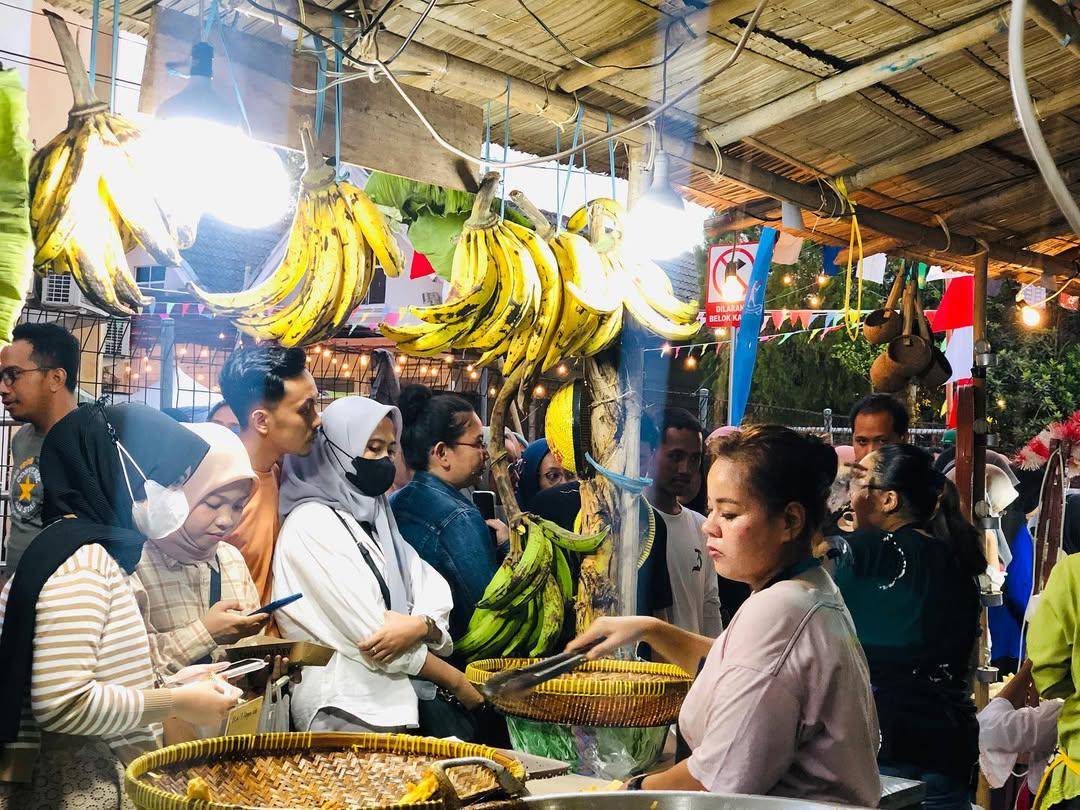 Potret Pasar Kangen di TBY 