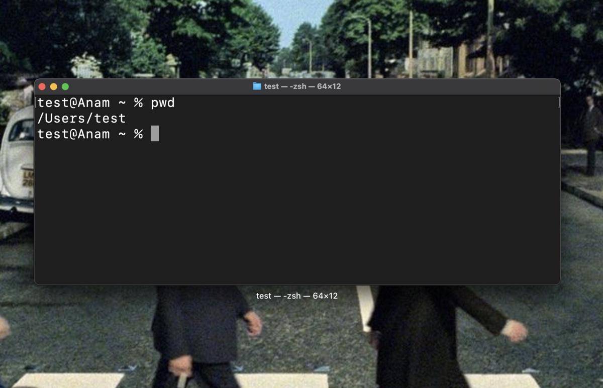 menggunakan print working directory