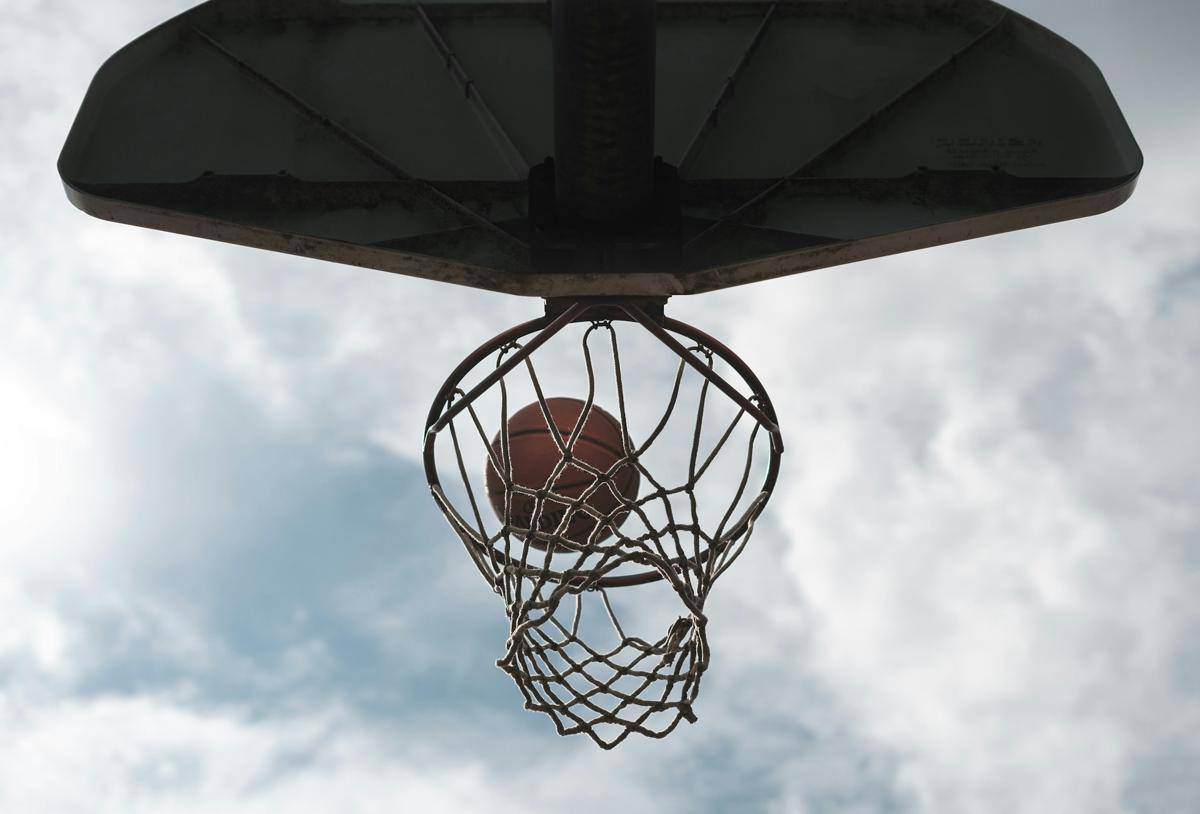 ilustrasi bola basket