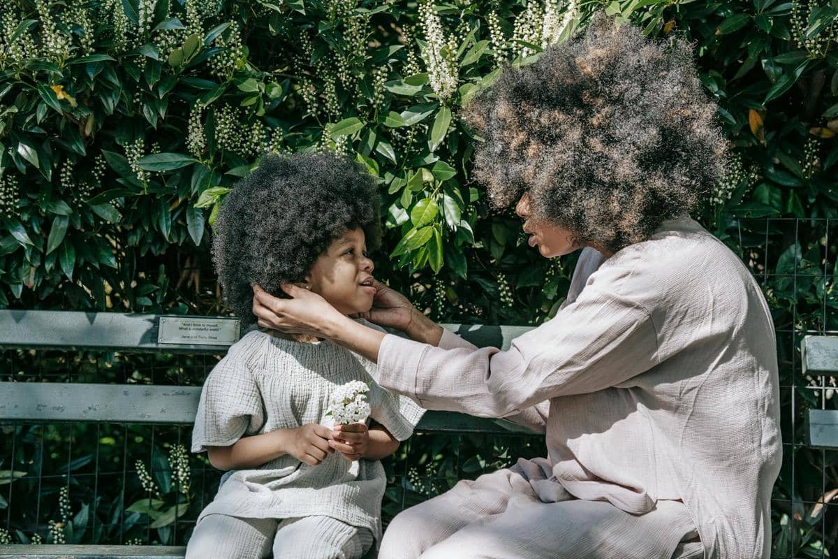ilustrasi ibu dan anak (pexels.com/Barbara Olsen)
