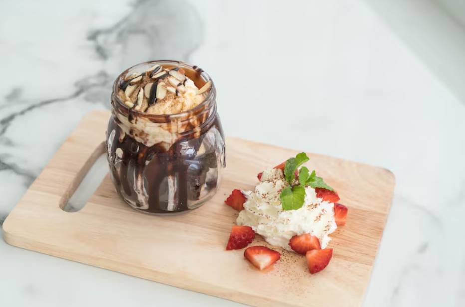 ilustrasi oreo choco mousse jar 