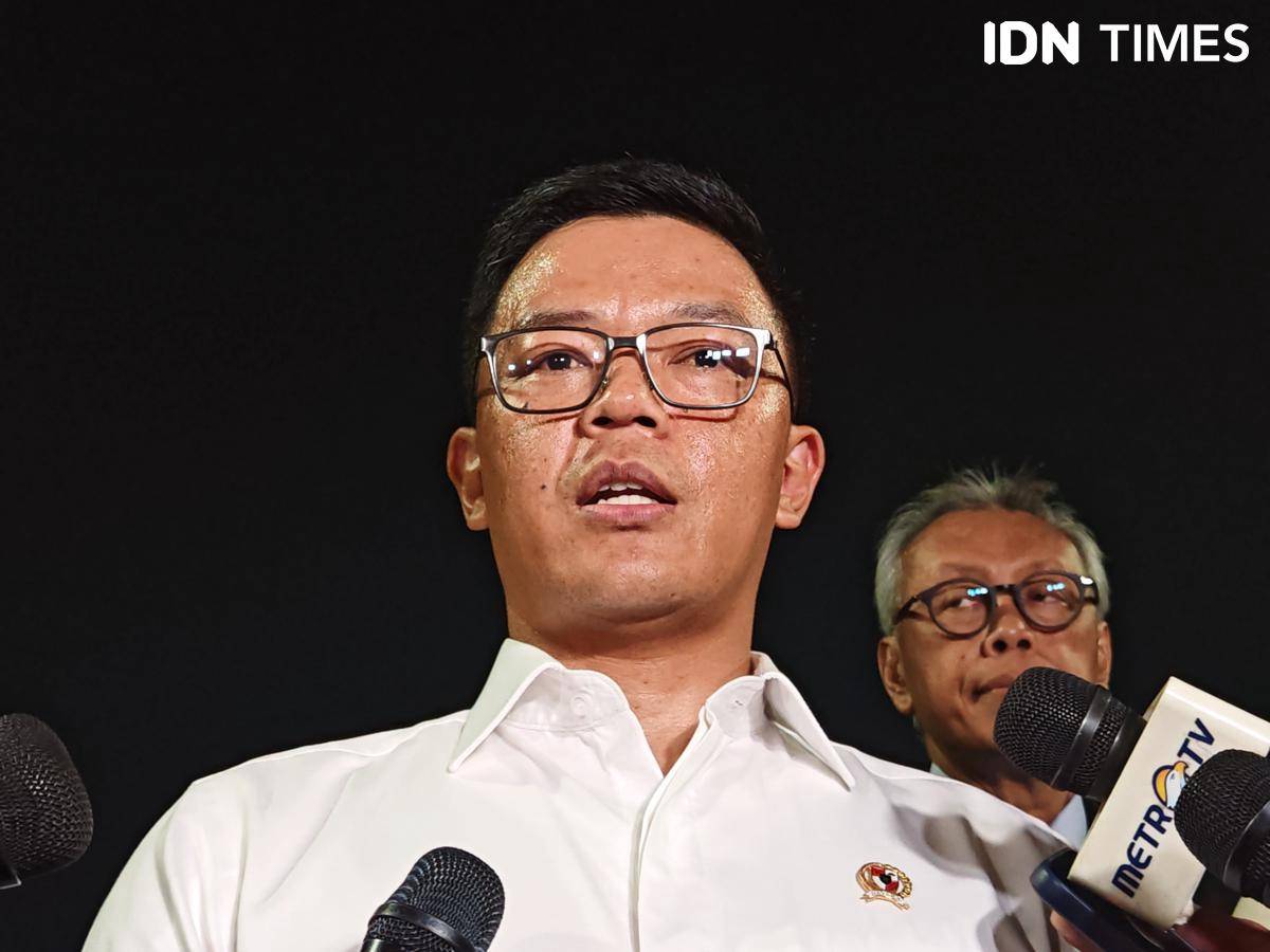 Menlu Sugiono