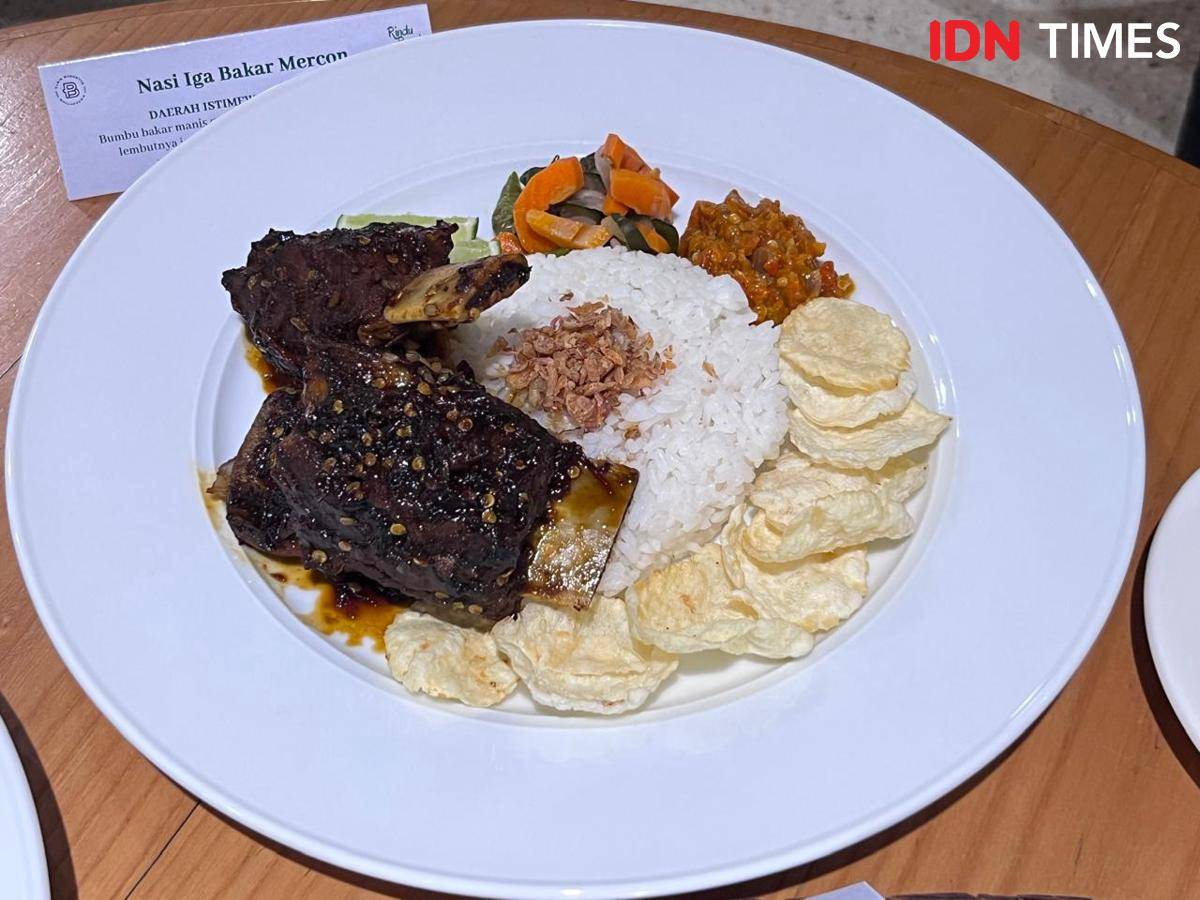 Potret Nasi Iga Bakar Mercon, Paris Baguette