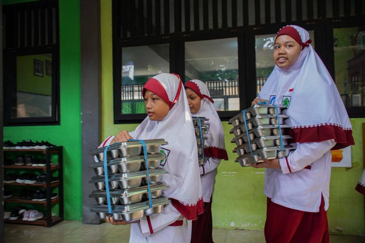 antarafoto-capaian-realisasi-program-mbg-di-jawa-timur-1758262111.jpg