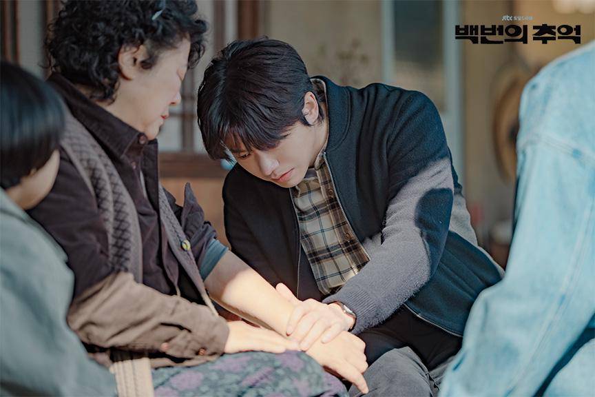 Jeon Sung Woo di A Hundred Memories 