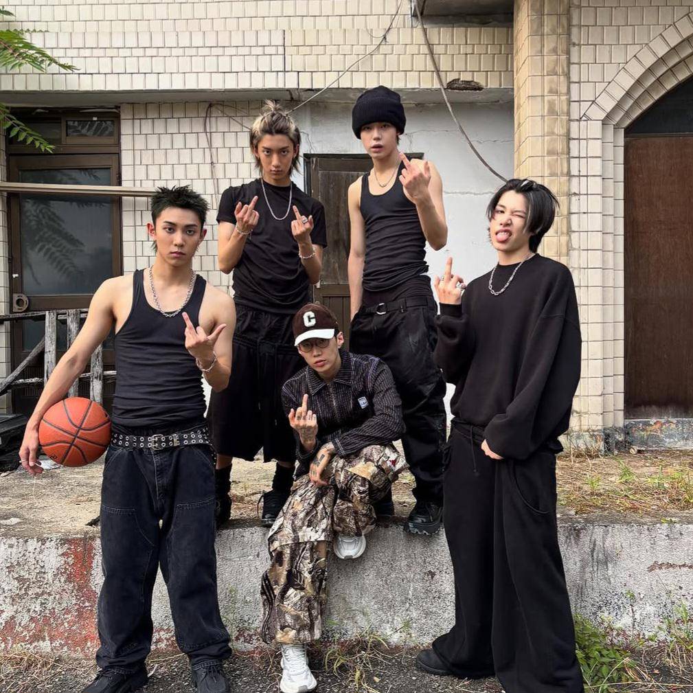 potret LNGSHOT (instagram.com/moresojuplease)