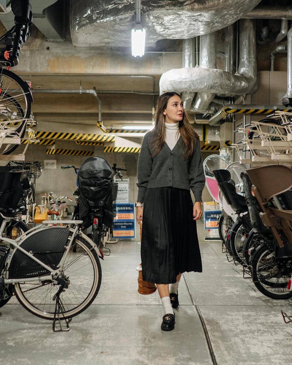 padu padan outfit smart casual yang elegan (instagram.com/lunamaya)