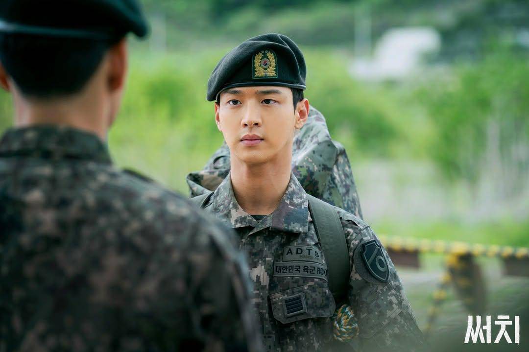 Jang Dong Yoon di drama Search (instagram.com/ocn_official_)