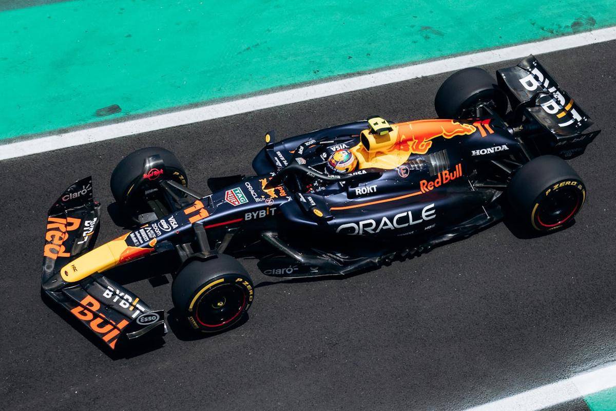 potret mobil Formula 1 Red Bull