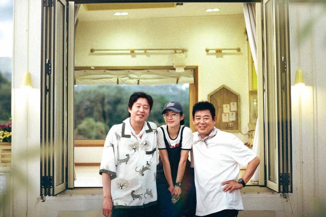 House on Wheels: Across the Sea – Hokkaido Edition (instagram.com/tvn_joy)