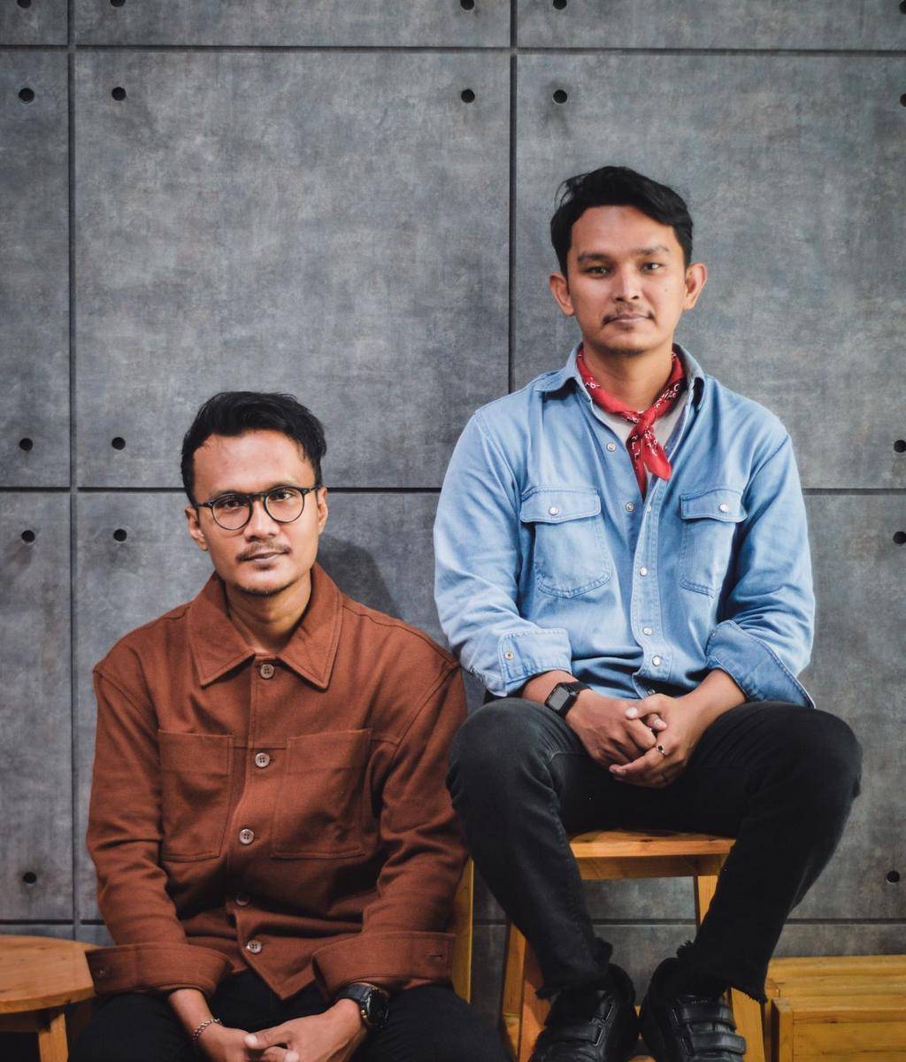 Flock band kini diisi oleh Rizky di drum dan Mahend vokal (IDN Times/ dok Flock)