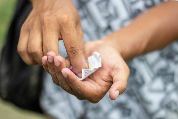 Pasutri di Lampung Tengah Kompak Edarkan Sabu, 20 Paket Narkoba Disita