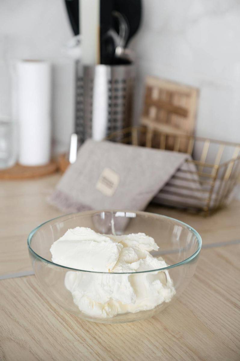 ilustrasi cream cheese (pexels.com/SHVETS production)