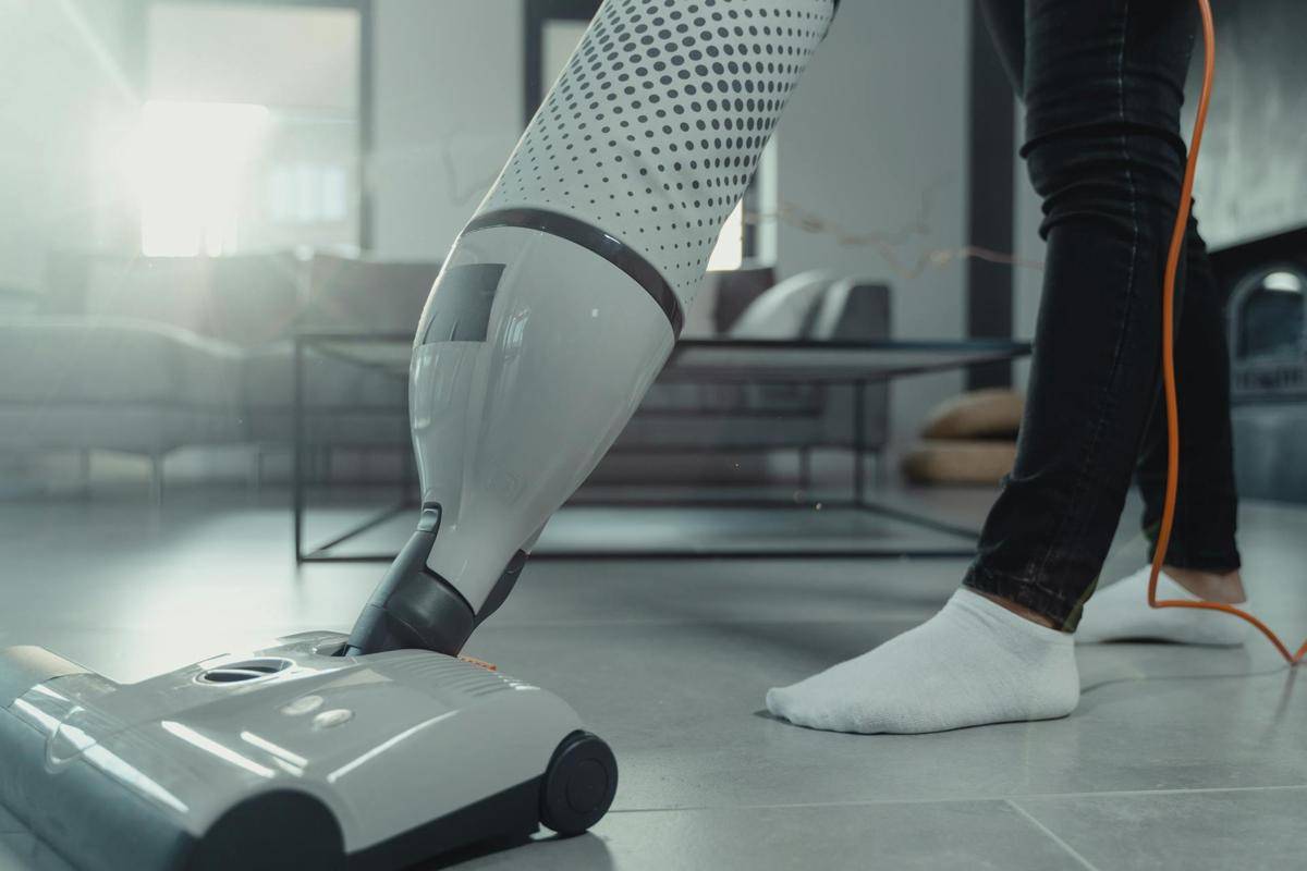 ilustrasi vacuum cleaner (pexels.com/Tima Miroshnichenko)