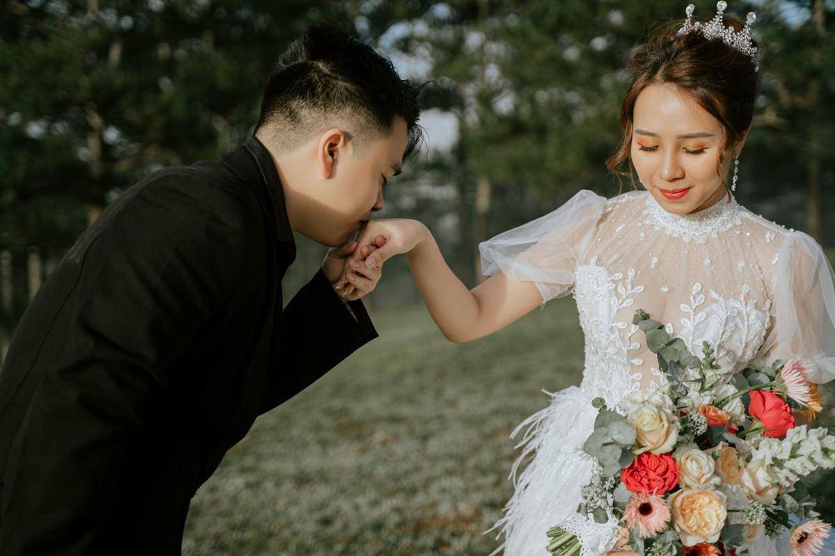 ilustrasi pasangan romantis (pexels.com/Trần Long)