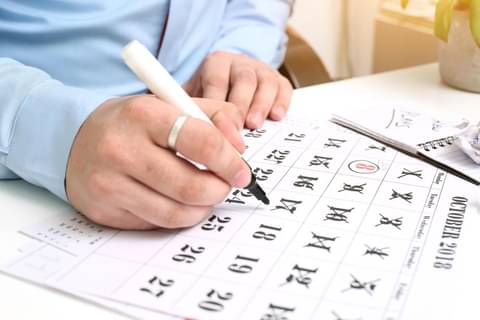 Kalender Jawa Hari Ini 2 Oktober 2025: Cek Weton dan Tanggal Hijriah