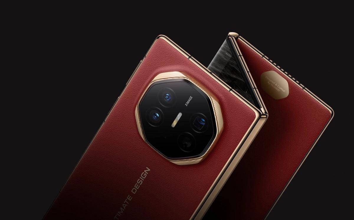 potret HUAWEI Mate XT Ultimate 5G
