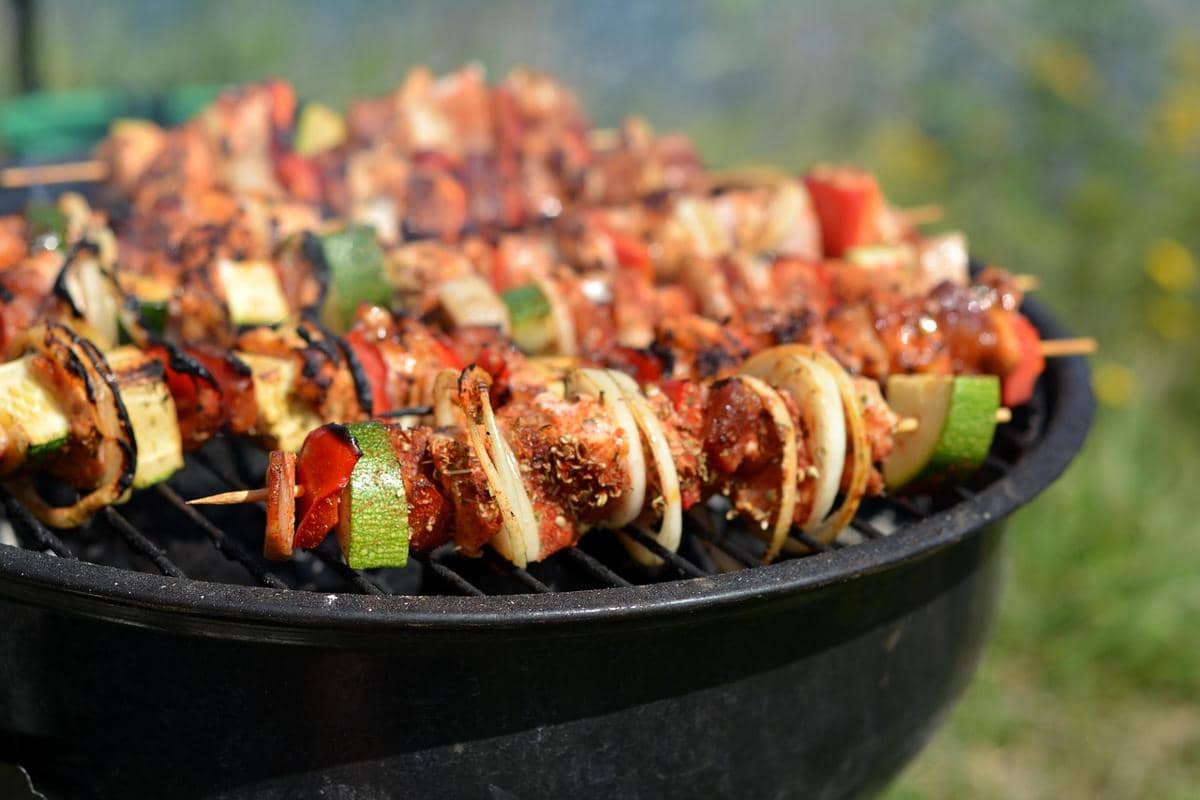 Ilustrasi sate barbeque (pixabay.com/utroja0)