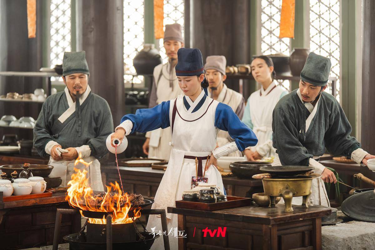 cuplikan drama Bon Appetit, Your Majesty