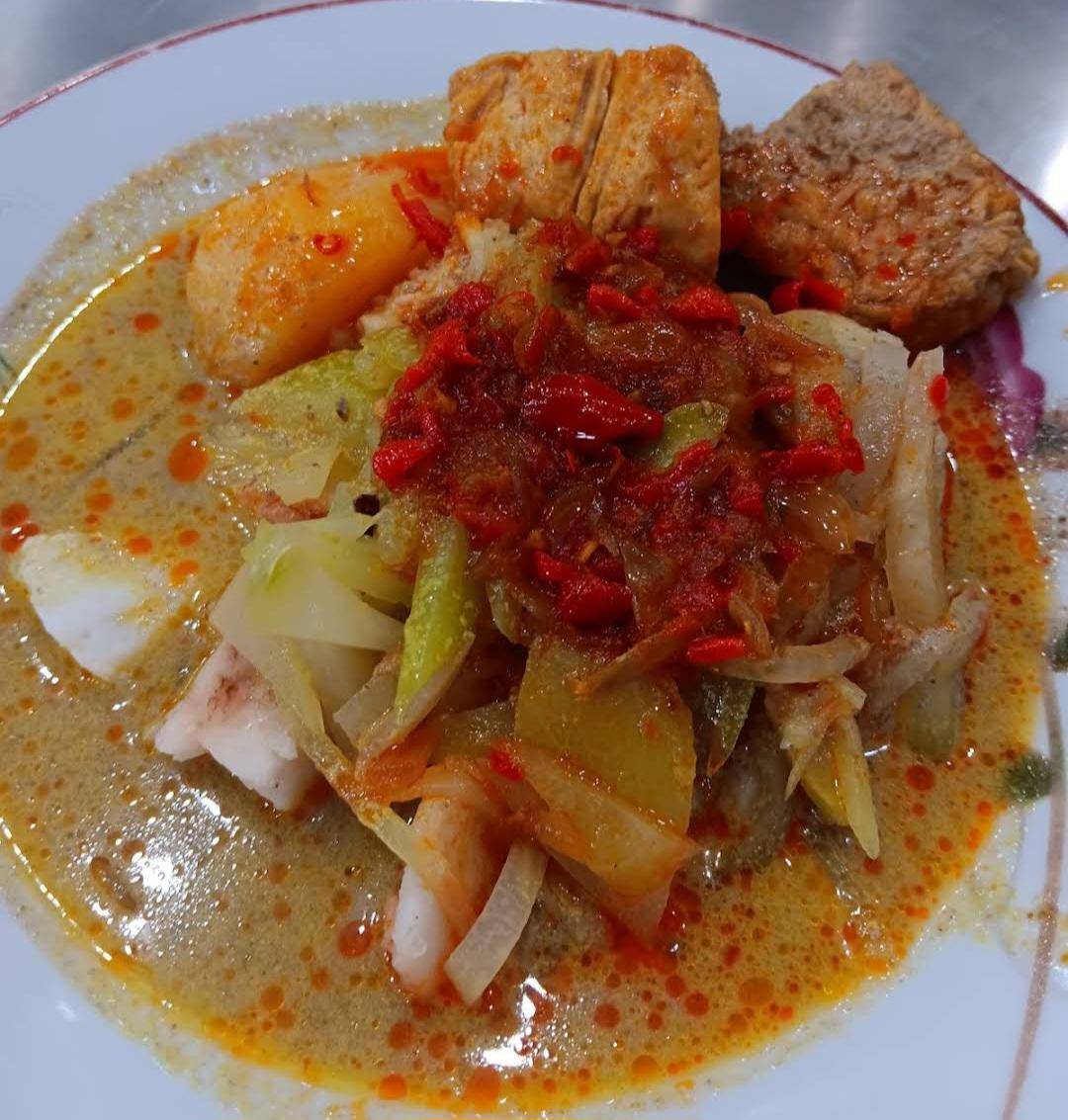 Ketupat Gloria 65 (google.com/maps/Jess H)