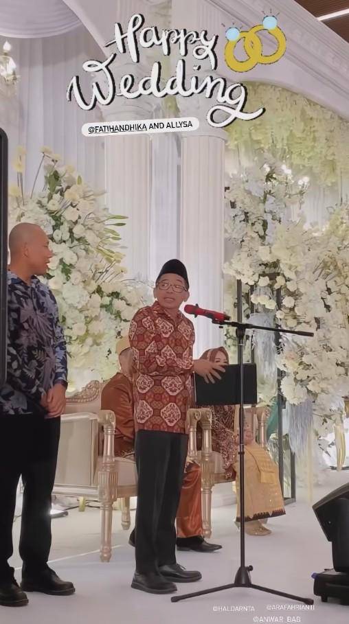 Potret Artis di Pernikahan Ate dan Allysa