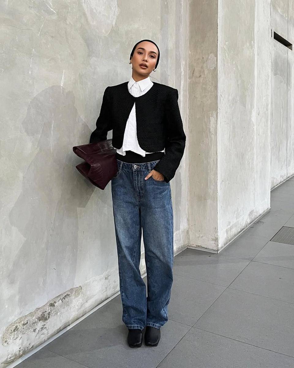 inspirasi padu padan celana jeans ala Vira Tandia (instagram.com/viratandia)